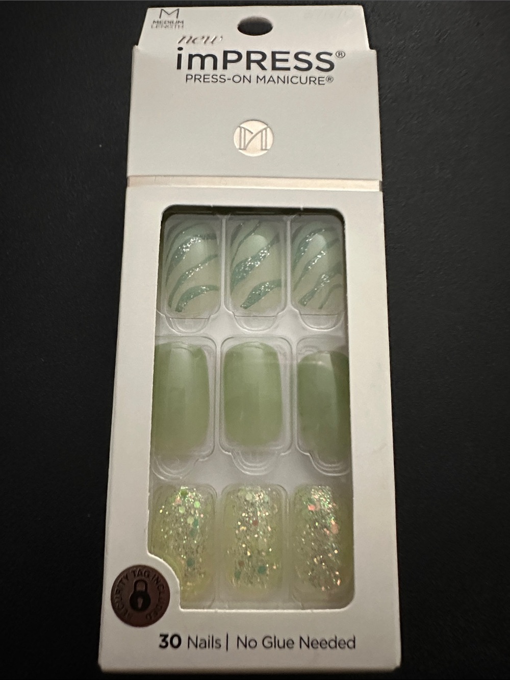 imPRESS Light Green & Glitter Press-On Manicure Set